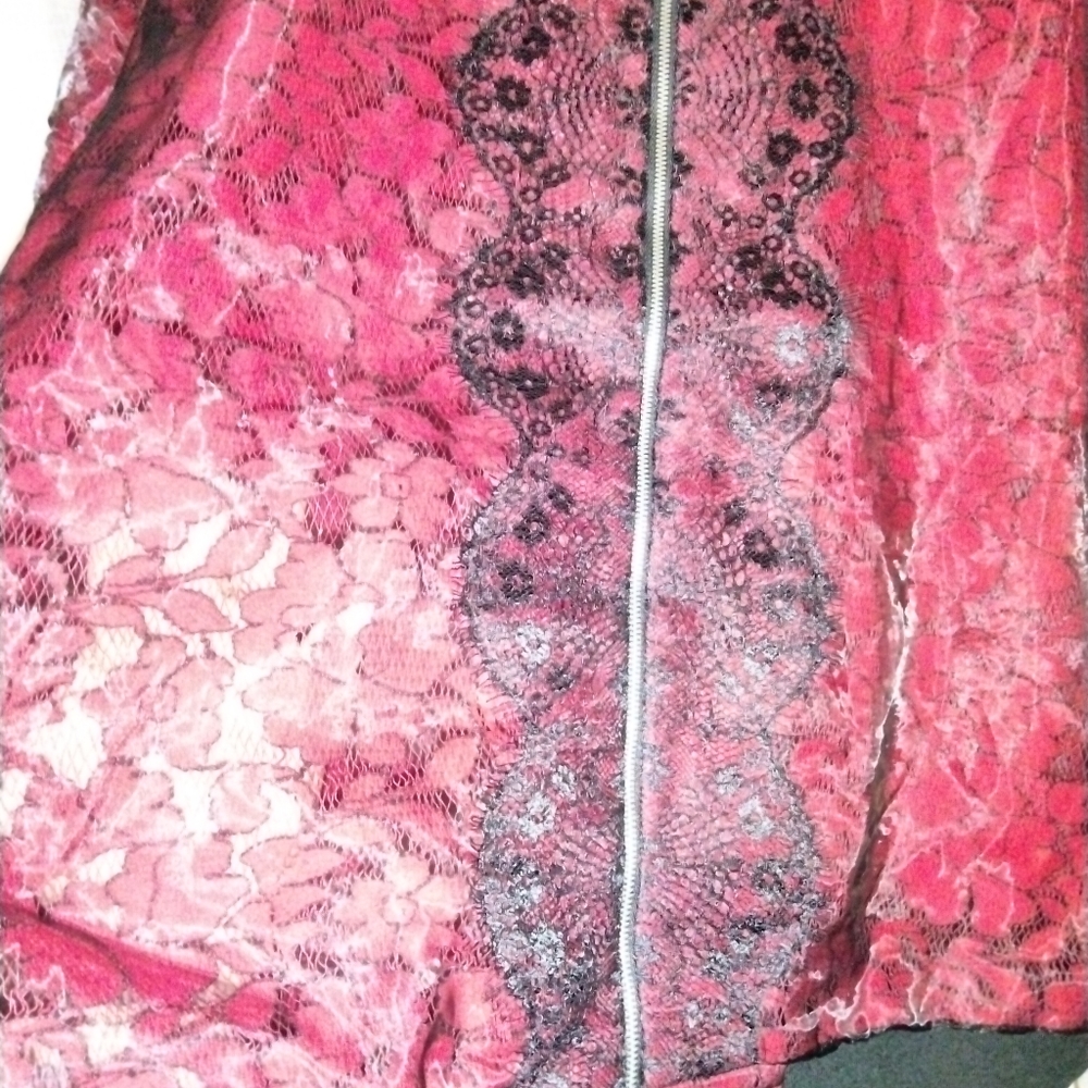 Red lace bomber jacket - Picture 4 of 4